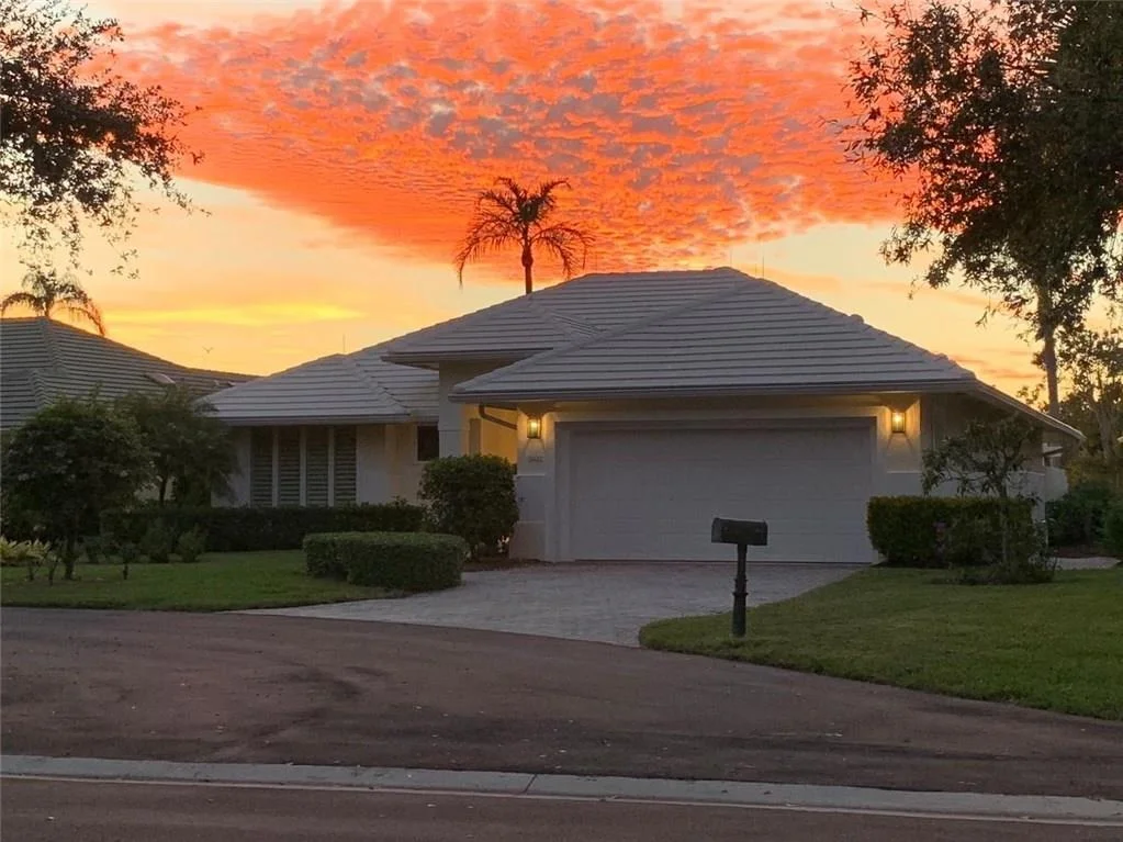 Photo of 3422 SE Cambridge Drive