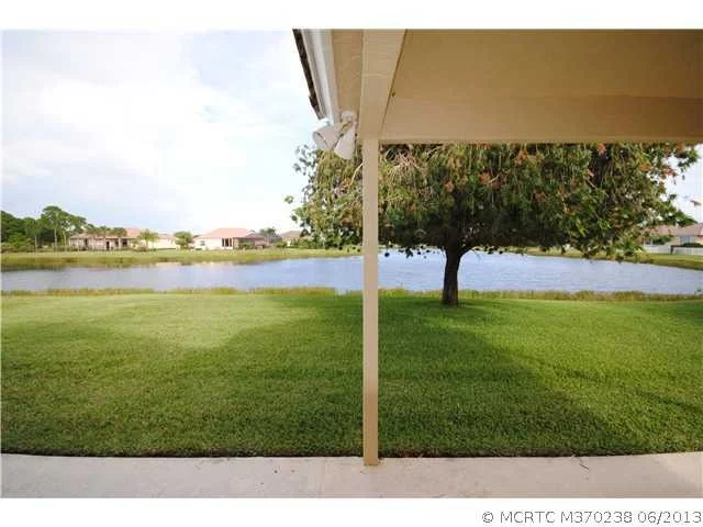 Photo of 7075 SE Twin Oaks Circle