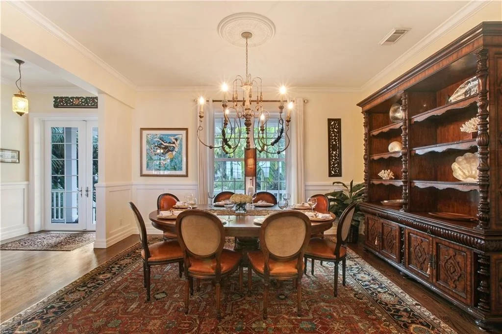 Photo of 8 Palm Court