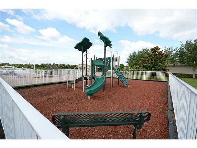 Photo of 1383 SE Legacy Cove Circle