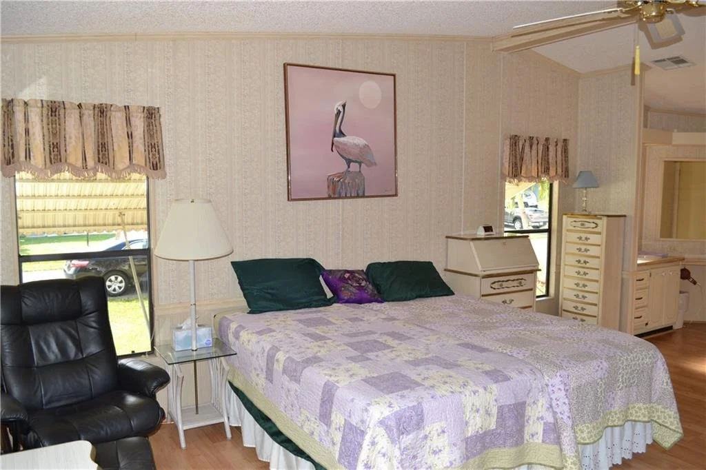 Photo of 191 SE Paradise Place