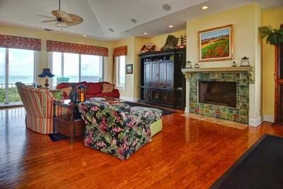 Photo of 260 SE Macarthur Boulevard