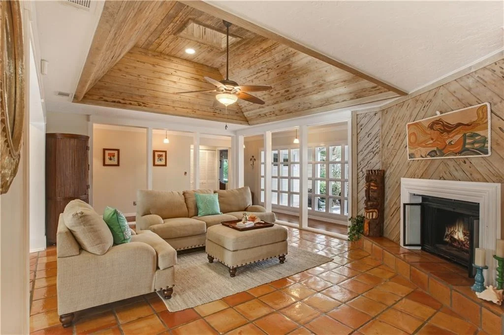 Photo of 2 Palm Court