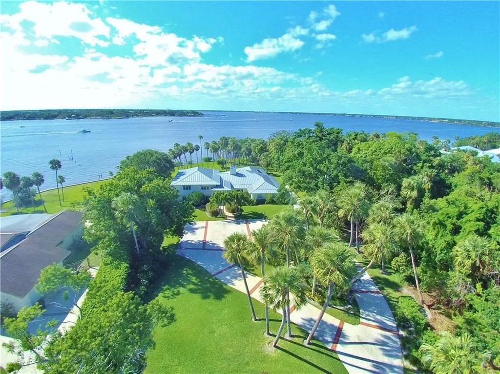Photo of 39 N River Road