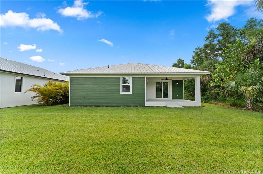Photo of 5470 SE Front Avenue