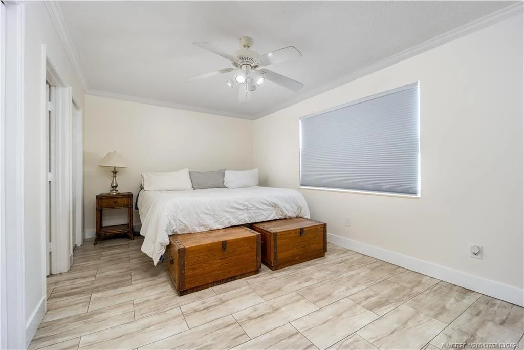 Photo of 5249 SE Horseshoe Point Road