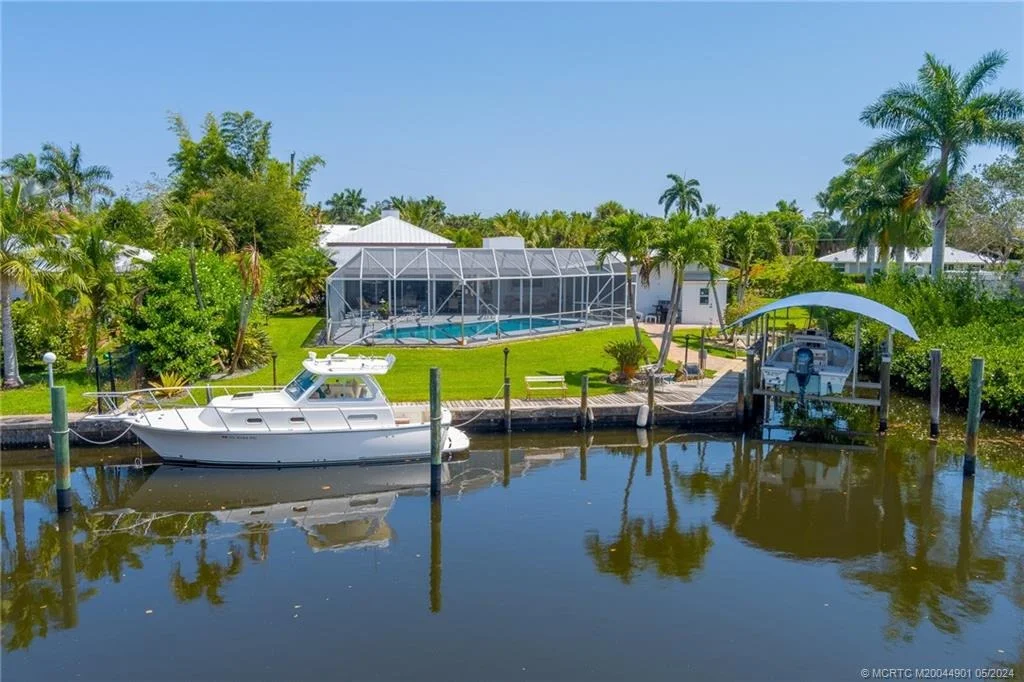 Photo of 1686 NW Harbor Place