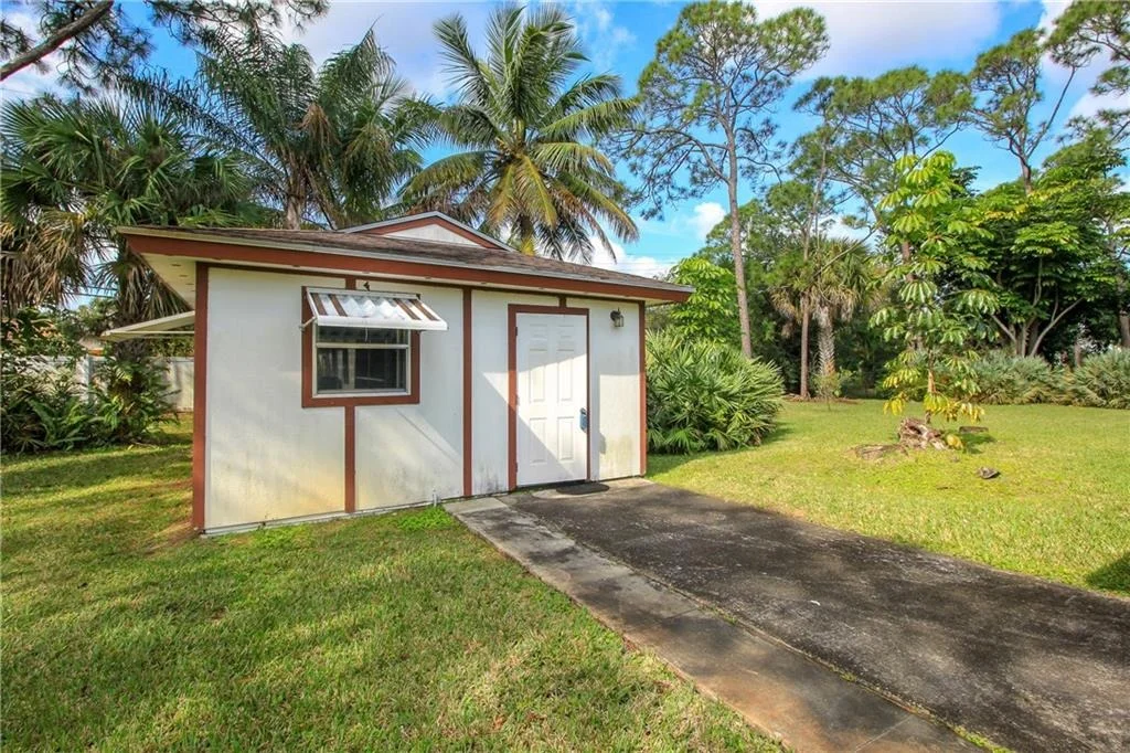 Photo of 5500 SE Paramount Drive
