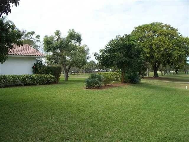 Photo of 3963 SE Fairway East