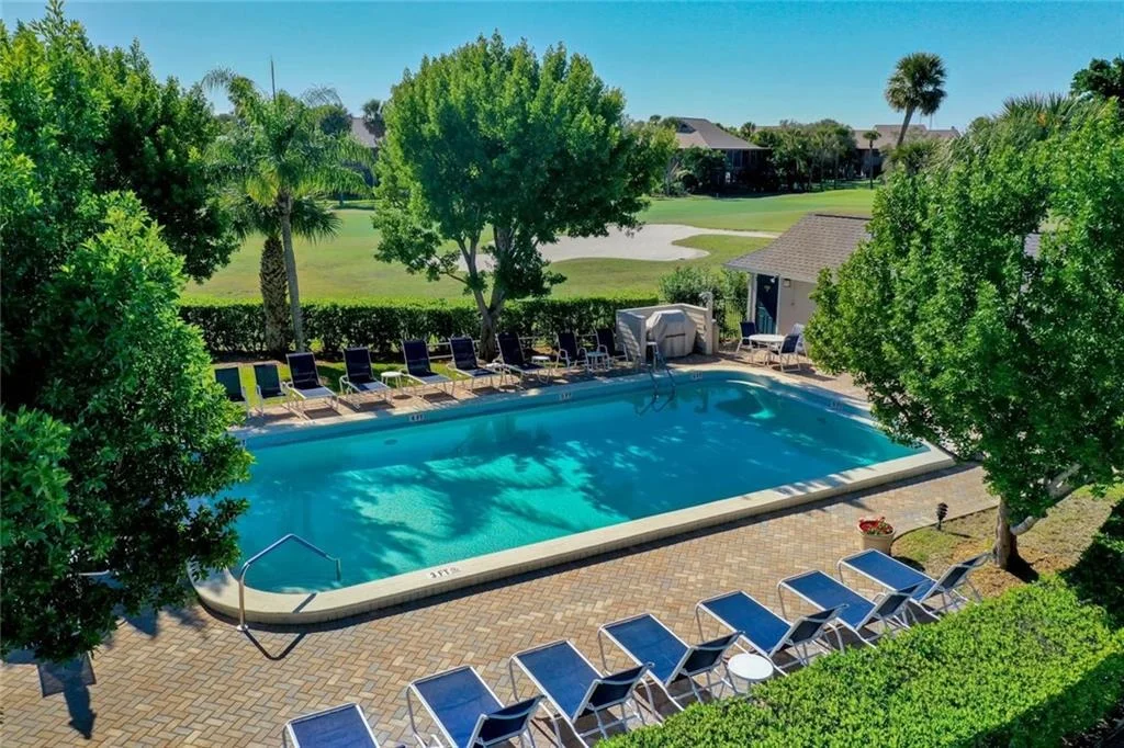 Photo of 333 NE Golfview Circle