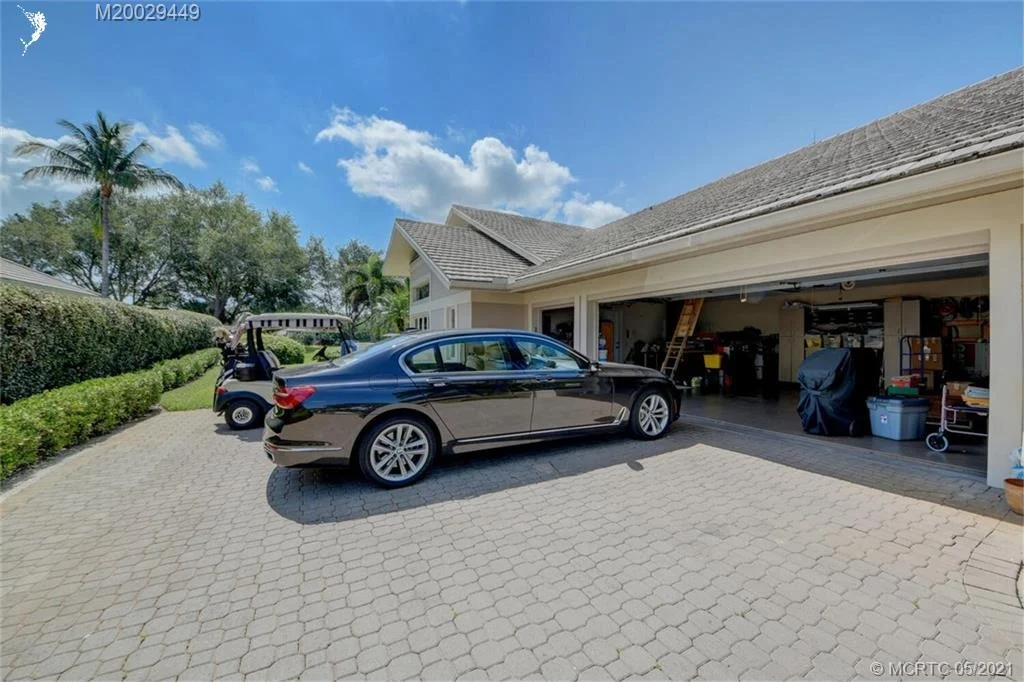 Photo of 6266 SE Oakmont Place