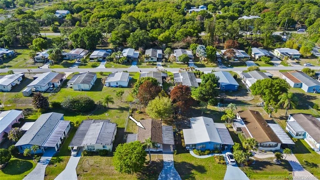 Photo of 2828 SW Toronado Trail