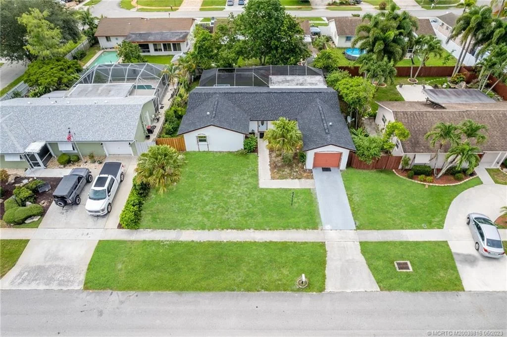 Photo of 22748 Neptune Road
