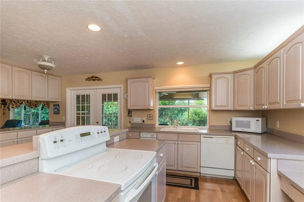 Photo of 143 SW Thrasher Way