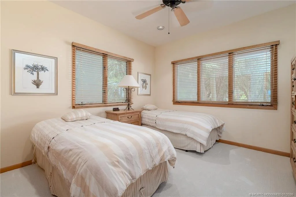 Photo of 114 N Sewalls Point Road