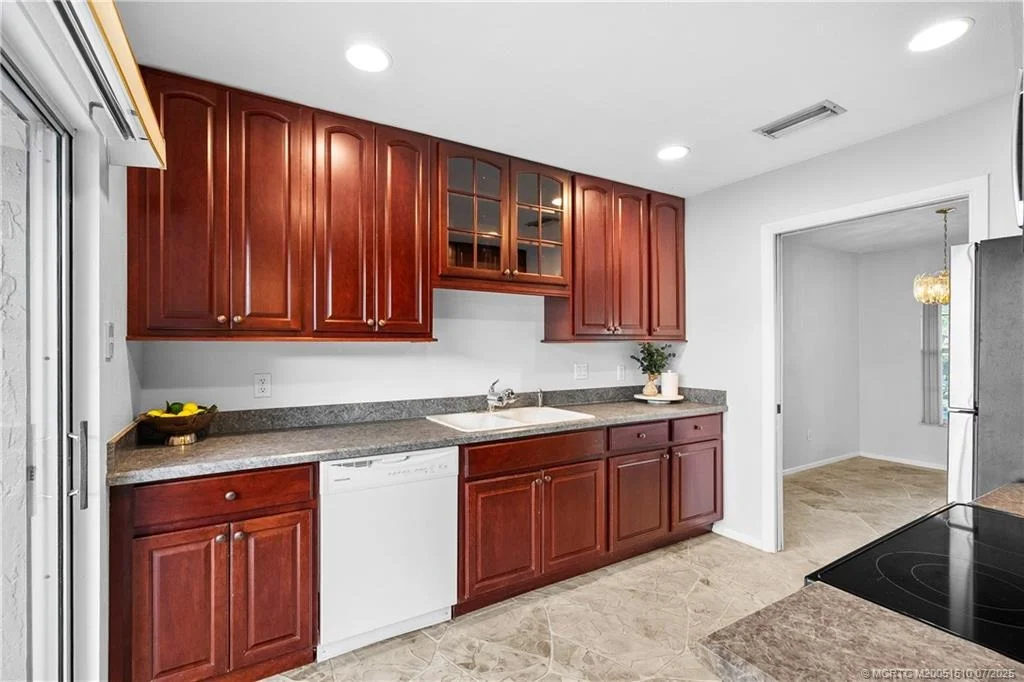 Photo of 1143 SE 14th Street