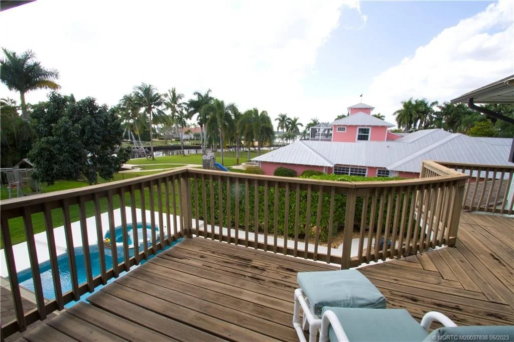 Photo of 1790 NW River Trail