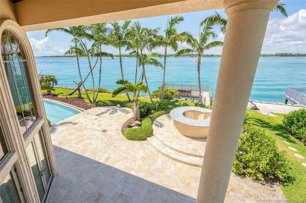 Photo of 7032 SE Harbor Circle