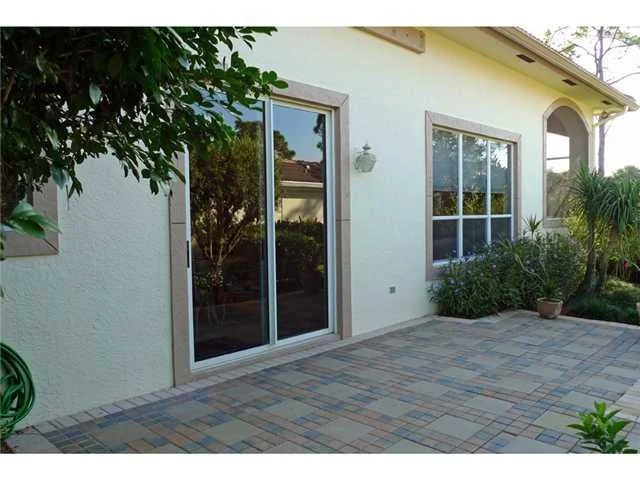 Photo of 1572 SE Cypress Glen Way