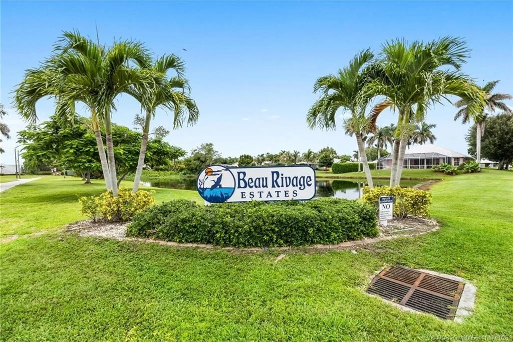Photo of 2375 NW Cove View