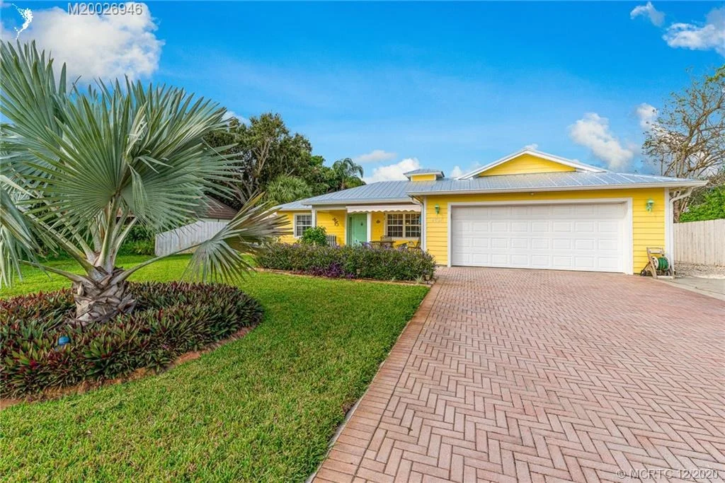 Photo of 4891 SE Pompano Terrace
