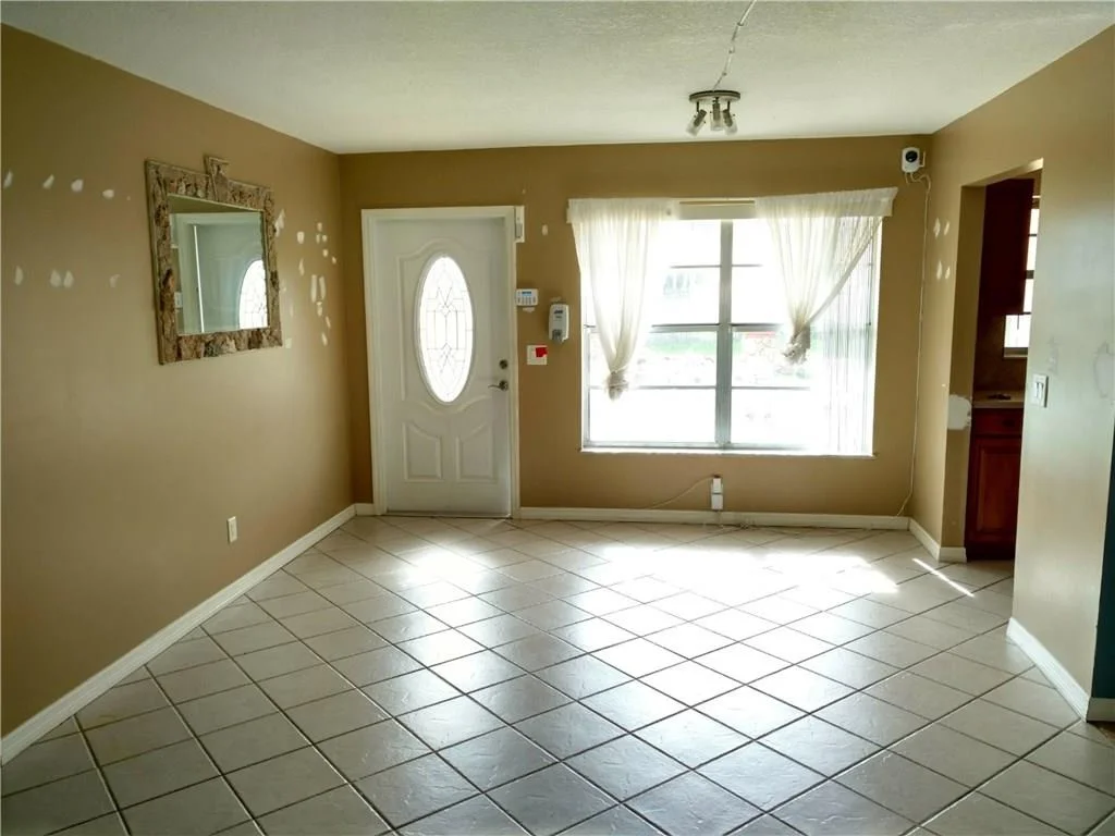 Photo of 3191 SE Hibiscus Street