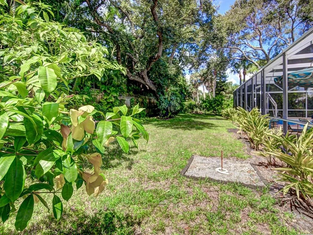 Photo of 7 Fieldway Drive