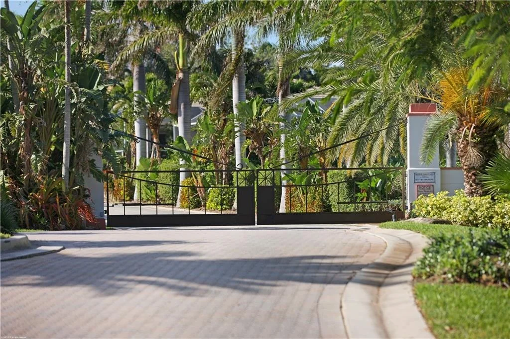 Photo of 7 NE Lofting Way