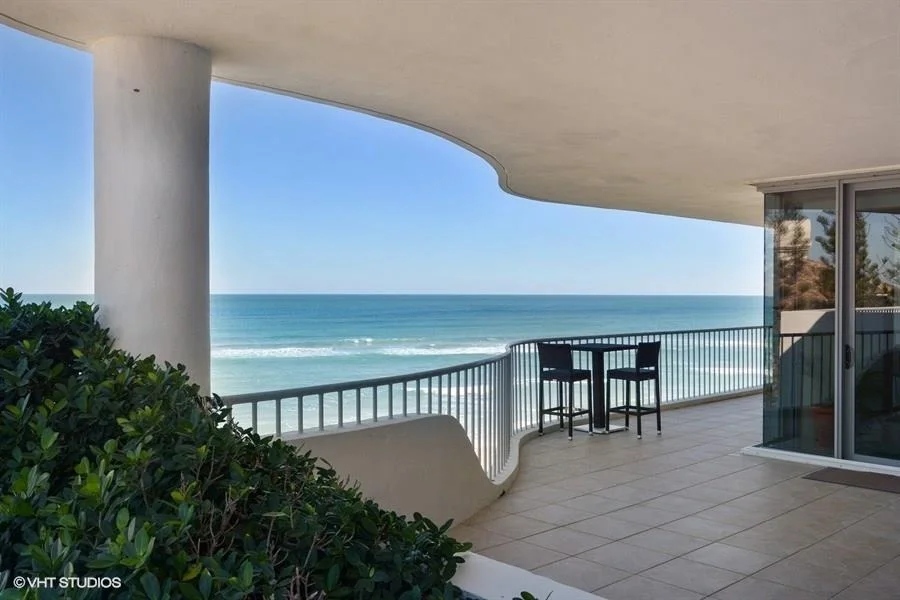 Photo of Unit 417 at 2001 SE Sailfish Point Boulevard