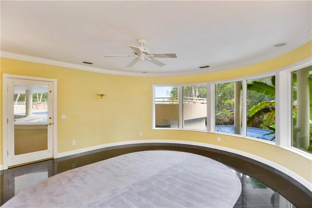 Photo of 49 W High Point Road