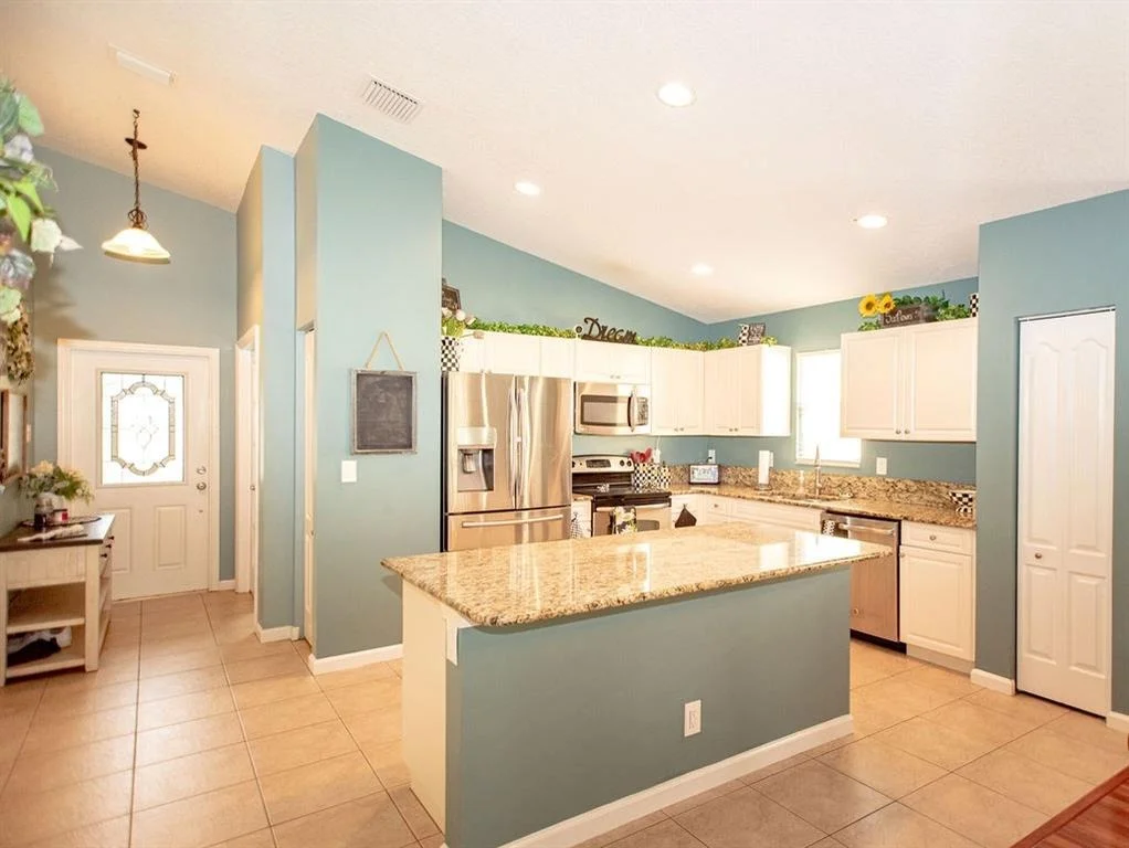 Photo of 2672 SW Regency Road