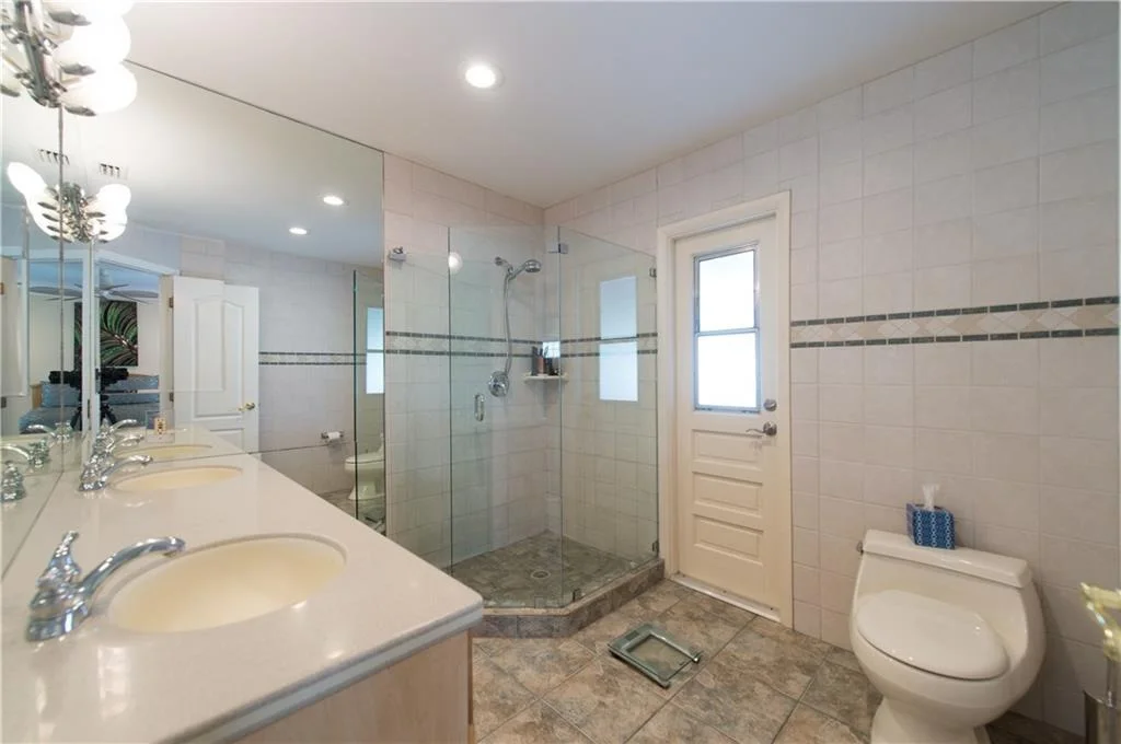 Photo of 834 NW Spruce Ridge Drive