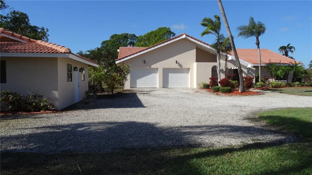 Photo of 1606 NW Pine Lake Drive