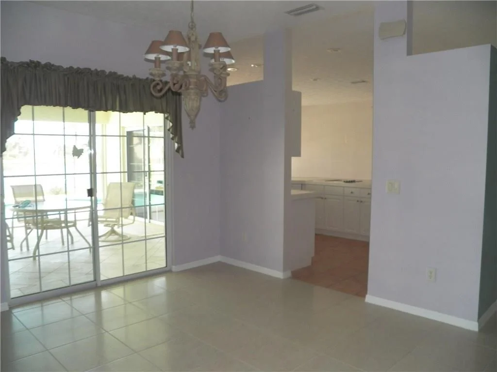 Photo of 6832 Bronte Circle