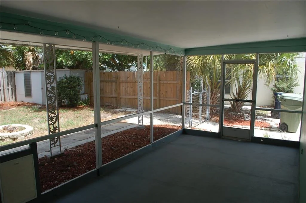Photo of 444 SE Fini Drive