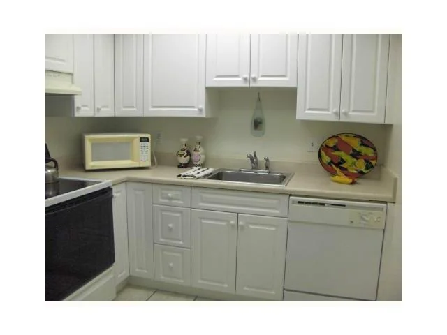 Photo of Unit B3 at 950 S Kanner Highway