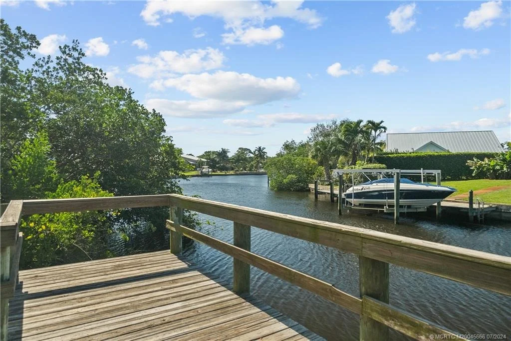 Photo of 1809 NW Bright River Point
