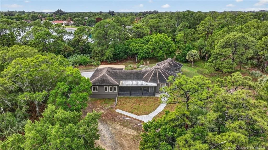 Photo of 9180 SW Star Drive
