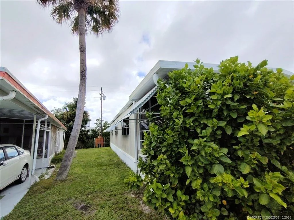 Photo of 2540 SE Penny Lane
