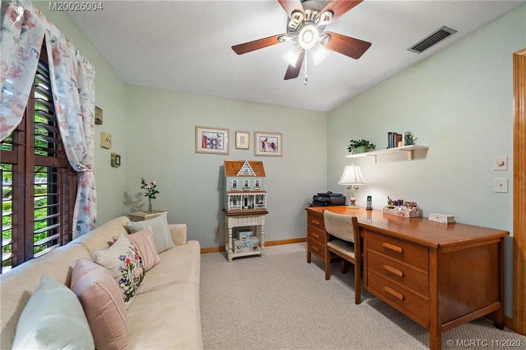 Photo of 254 SE Wells Drive