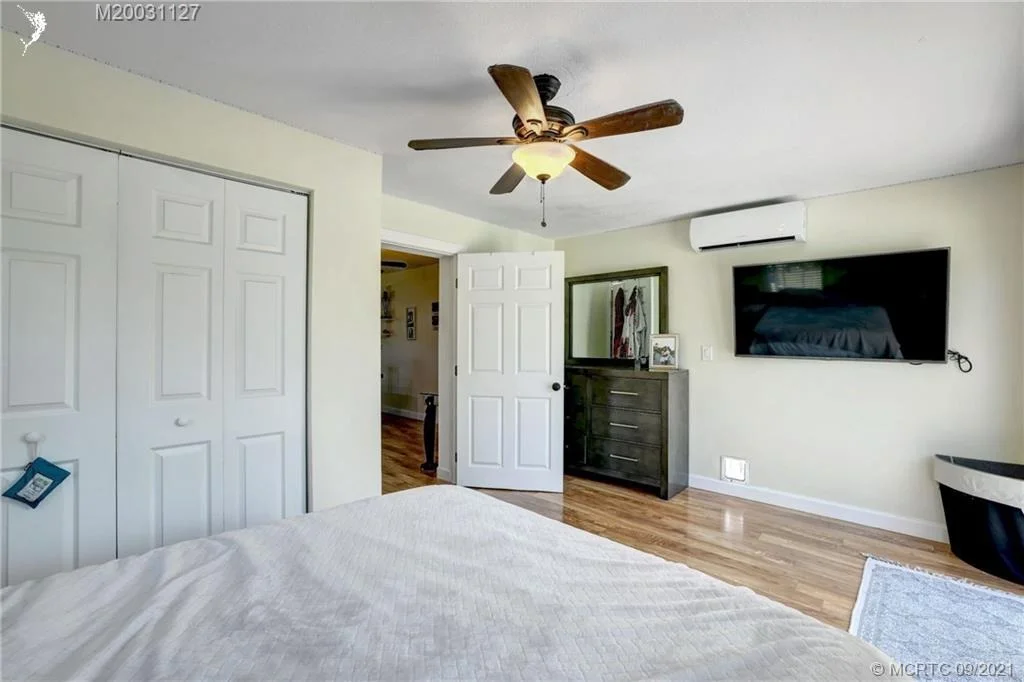 Photo of 1292 SE Madison Avenue