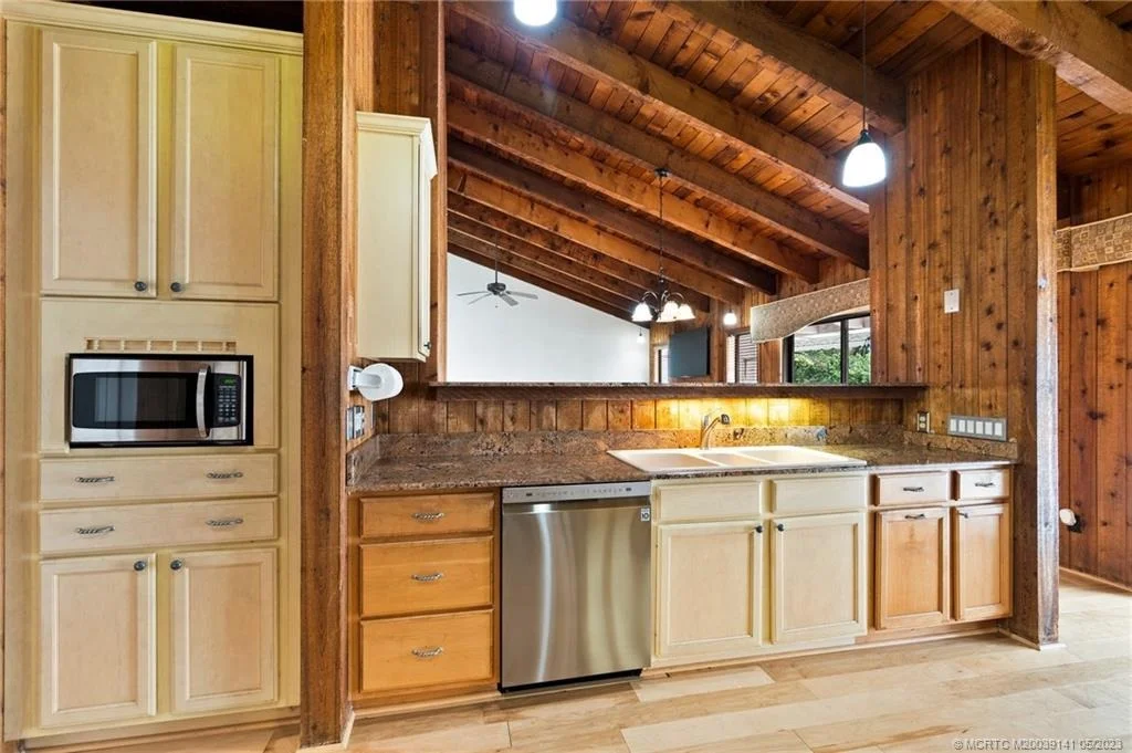Photo of 3 Gumbo Limbo Way