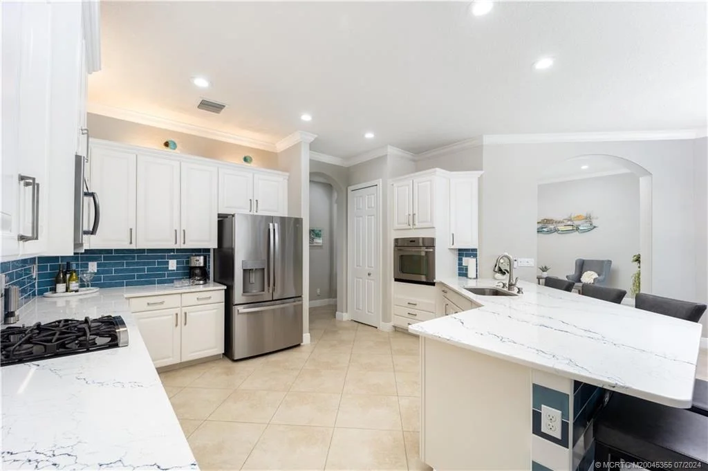 Photo of 221 SE Ethan Terrace