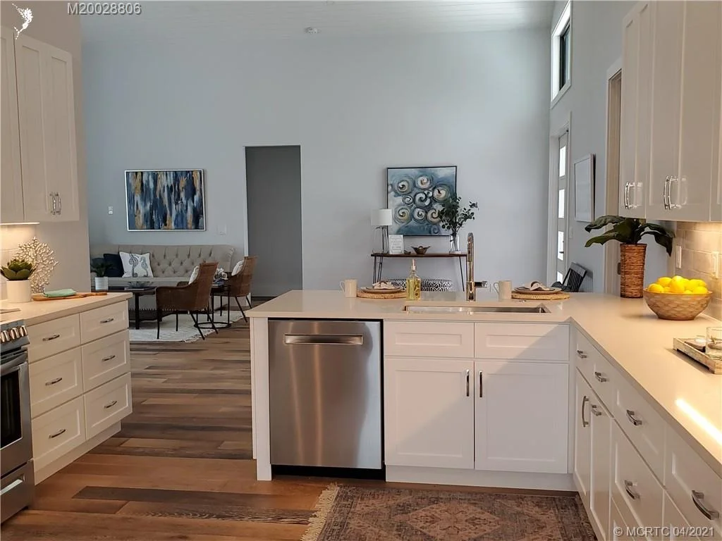 Photo of 5002 Sunset Boulevard