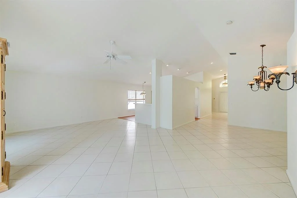 Photo of 7140 SE Twin Oaks Circle
