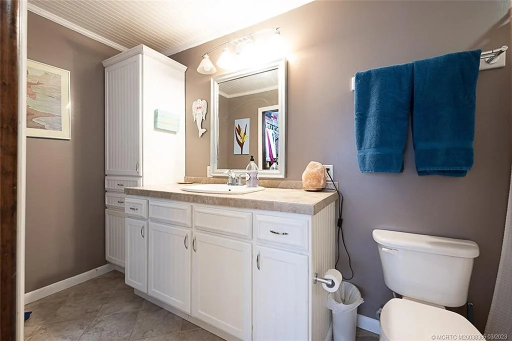 Photo of 6239 SE Lake Circle Drive
