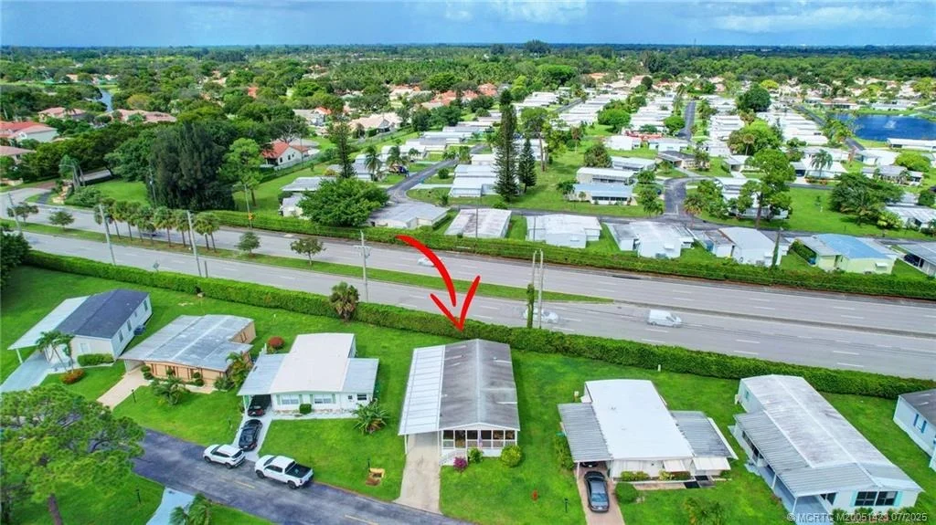 Photo of 4449 Royal Manor Boulevard
