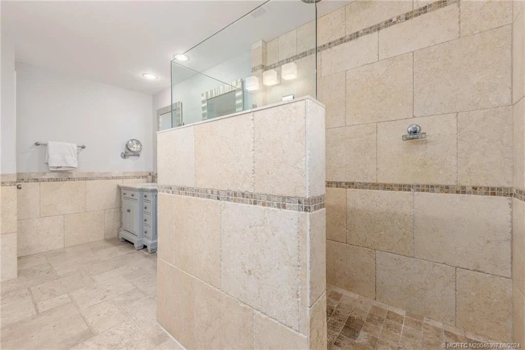 Photo of 4273 SE Fairway E