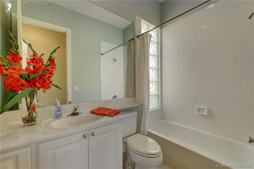 Photo of 1357 SW Eagleglen Place