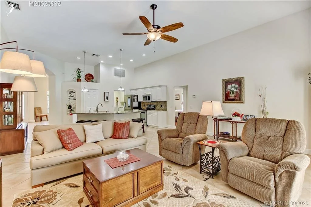 Photo of 3792 SE Fairway W